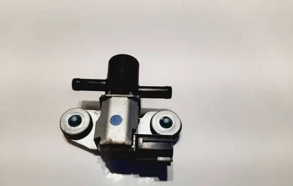 Infiniti FX Valve vacuum 
