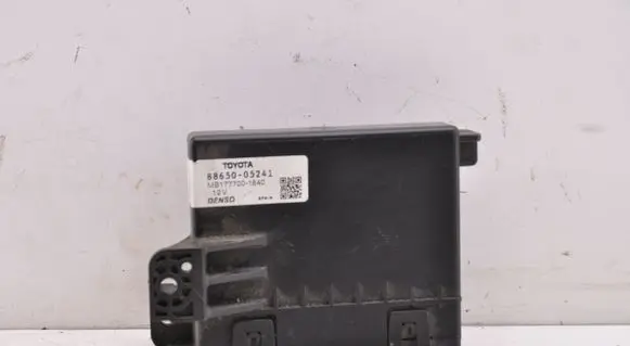 Toyota Avensis T270 Other devices 8865005241