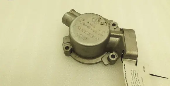 Porsche Cayenne (92A) Fuel pump bracket 06E103535A