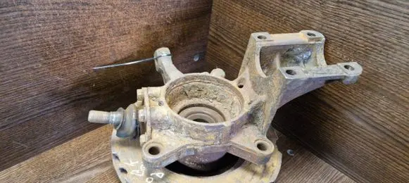 Peugeot Boxer Front wheel hub spindle knuckle 1336634080
