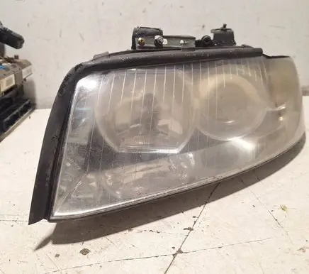 Audi A4 S4 B6 8E 8H Headlight/headlamp 69938230