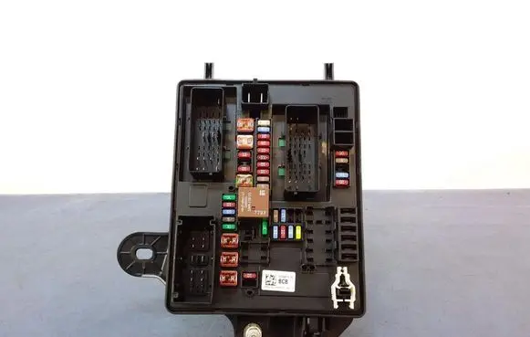 Cadillac CTS Fuse box set 23134073