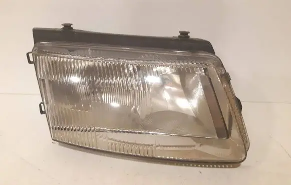 Volkswagen PASSAT B5 Headlight/headlamp 14869200
