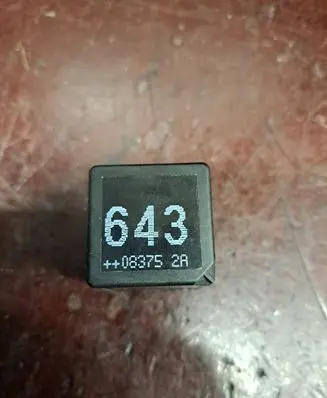 Audi A8 S8 D3 4E Other relay 8K0951253 643