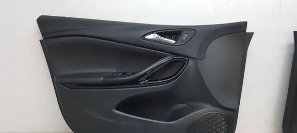 Opel Astra K Front door card panel trim