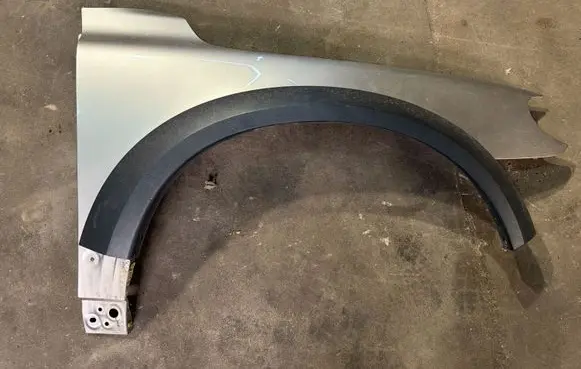 Volvo XC70 Fender 