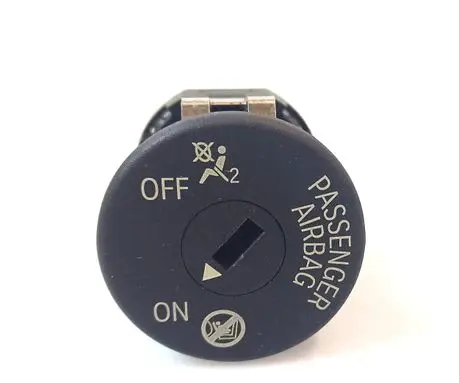 Passenger airbag on/off switch