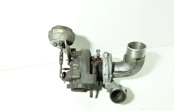 Toyota Verso Turbo 172010R060 0901220135 08324