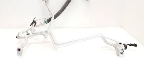 Tesla Model X Air conditioning (A/C) pipe/hose 104626500D