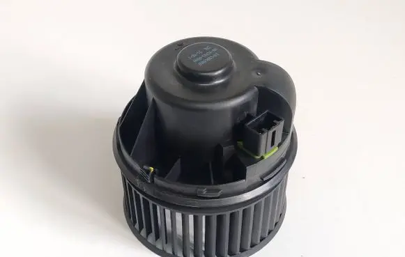 Ford Grand Tourneo Connect Heater fan/blower AV6N18456AA