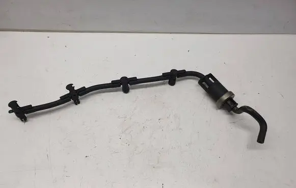 Volkswagen PASSAT CC Fuel return line/hose 