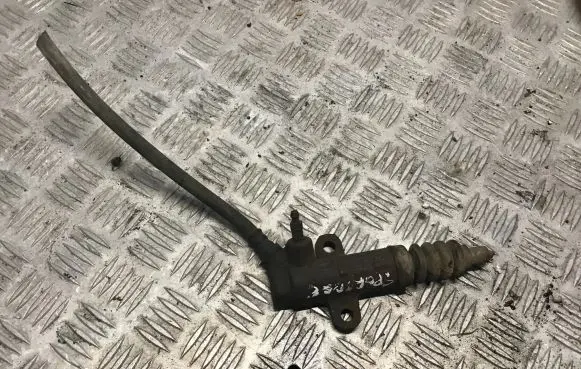 Clutch slave cylinder