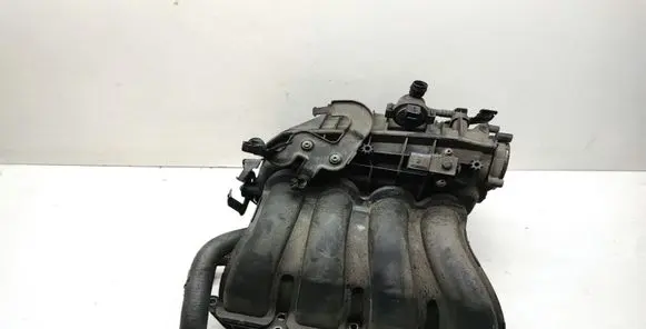 BMW 1 E81 E87 Intake manifold 7556613 12527556613