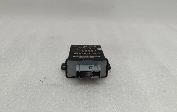 Audi A6 S6 C6 4F Light module LCM 8P0907357H 5LA00837903