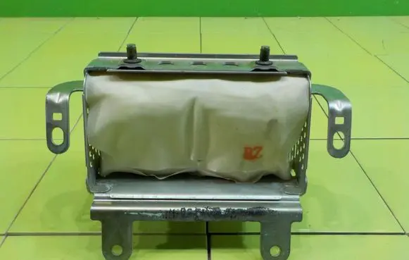 Honda Civic Passenger airbag 77850SMGE812M1