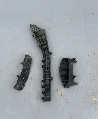 Toyota Avensis T270 Bumper support mounting bracket corner 5257505060 5257705020 5256205040