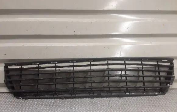 Citroen C3 Picasso Front bumper lower grill 9681801377