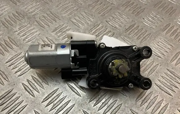Mercedes-Benz X-class W470 Seat adjustment motor 872914G10A WR16005