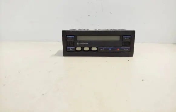 Volkswagen PASSAT B5 Climate control unit 3B1907044D 2400016803