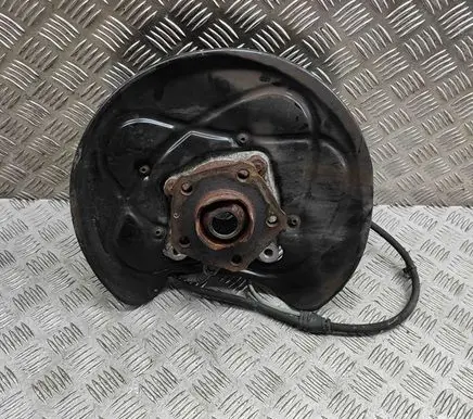 Audi e-tron Rear wheel hub 4N0615611 4KE505431C