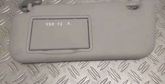 Toyota Yaris Sun visor