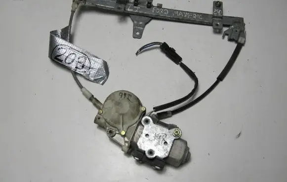 Ford Maverick Rear door window regulator with motor