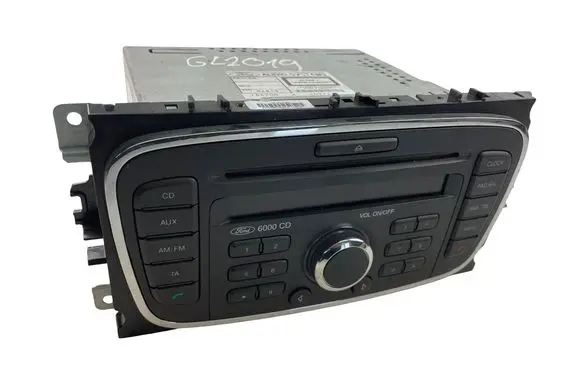 Ford Focus Radio/CD/DVD/GPS head unit 