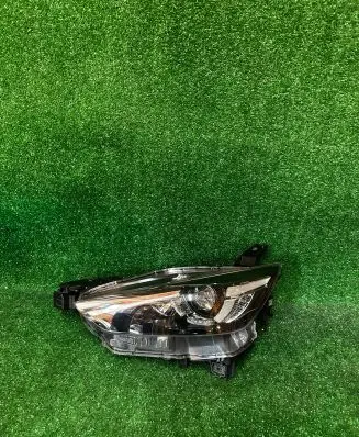 Mazda CX-3 Headlight/headlamp D10E51040