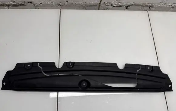 BMW X7 G07 Rear bumper underbody cover/under tray 8093938