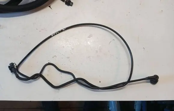Volvo V60 Engine coolant pipe/hose 31319631
