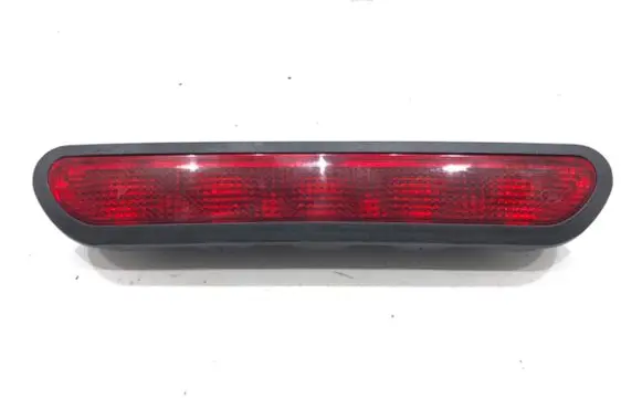 Fiat Tipo Third/center stoplight