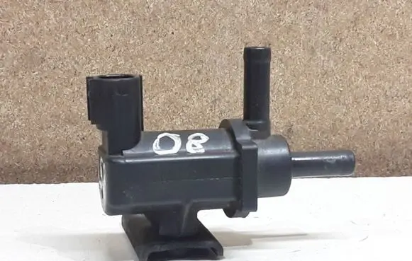 Toyota Prius (XW20) Vacuum valve 9091012259 1362002771