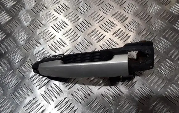 Toyota Avensis T250 Front door exterior handle 242302