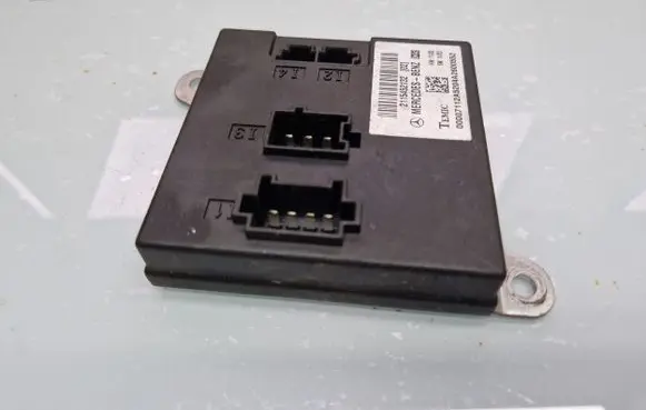 Mercedes-Benz E W211 Comfort/convenience module 2115452132 211545213202