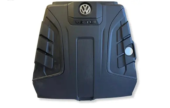 Volkswagen Touareg III Engine cover (trim) 4M4133849B