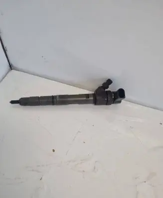 Fuel injector