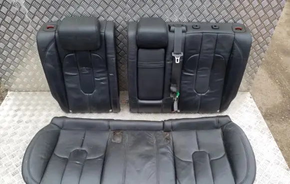 Land Rover Evoque I Rear seat 