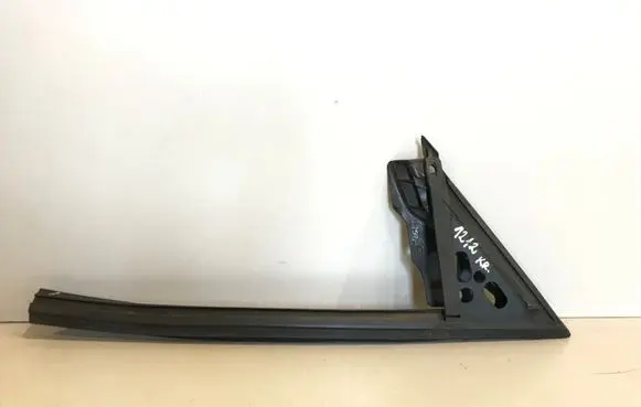 Chevrolet Camaro Rubber seal front coupe door 
