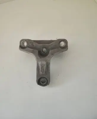 Hyundai Kona I Engine mounting bracket 2004028