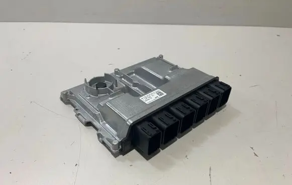 BMW X6 G06 Engine control unit/module 7102358 7100385