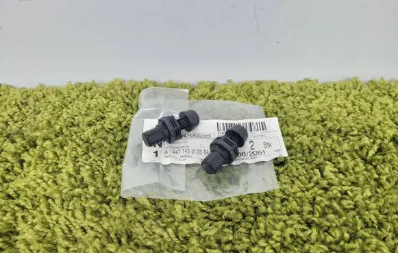 Mercedes-Benz Vito Viano W447 Tailgate check strap stopper A447743010064 447743010064