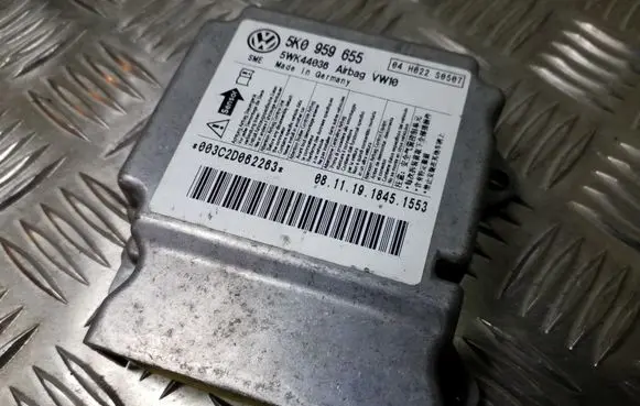Volkswagen Golf VI Airbag control unit/module 5K0959655