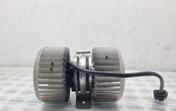 Audi A8 S8 D3 4E Heater fan/blower 0130111047 1J0973752