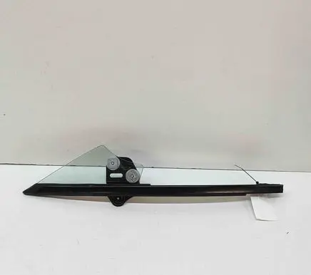 Mazda MX-5 ND Front vent window/glass (coupe) NA1P58661C9D
