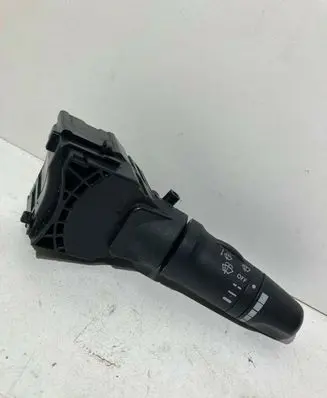 Nissan Primera Wiper control stalk 25260AV715