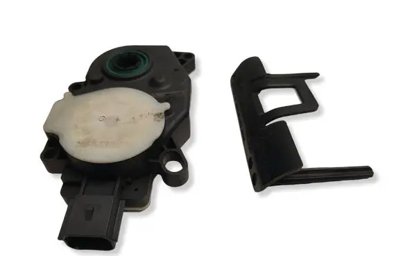 Ford Mustang VI Radiator active air flap actuator JR3B8476AD JR3B8472BA 21D06ESM0E