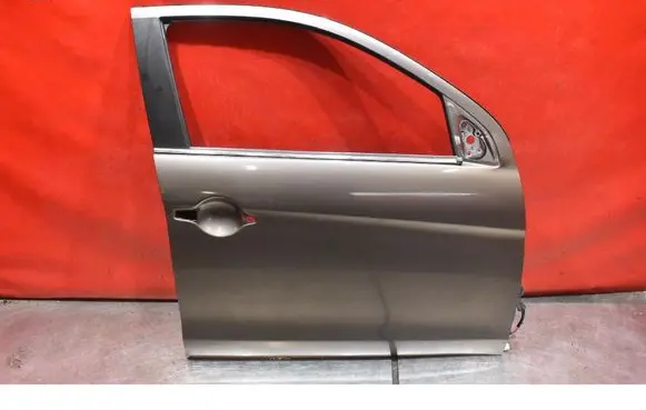 Mitsubishi ASX Front door 