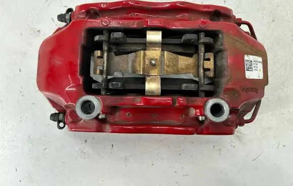 Brake discs and calipers set