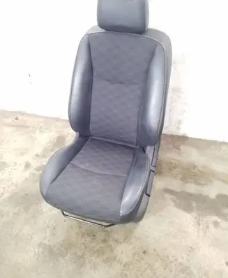 Nissan Pulsar Front driver seat 