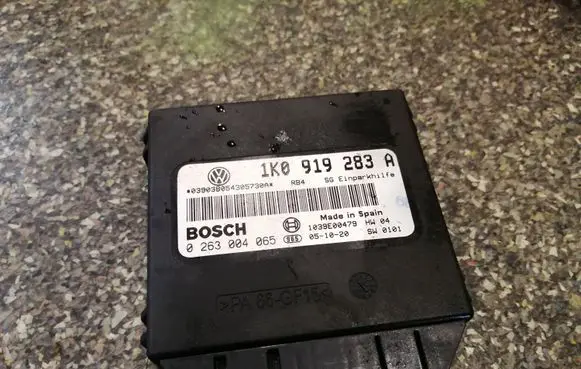 Volkswagen Touran I Parking PDC control unit/module 1K0919283A